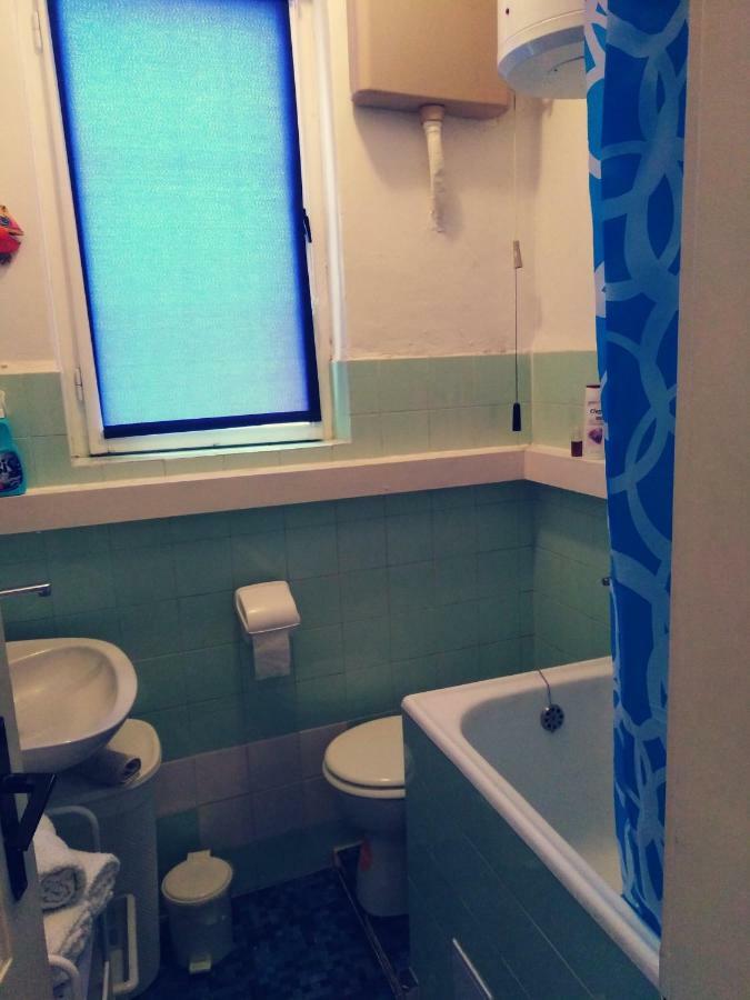 Apartments Antonia สปลิท ภายนอก รูปภาพ